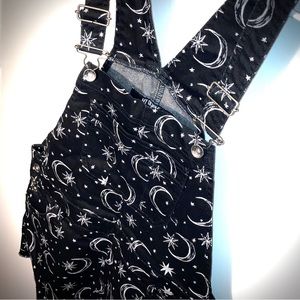 New Hot Topic Star & Moon Shortalls Sz. M